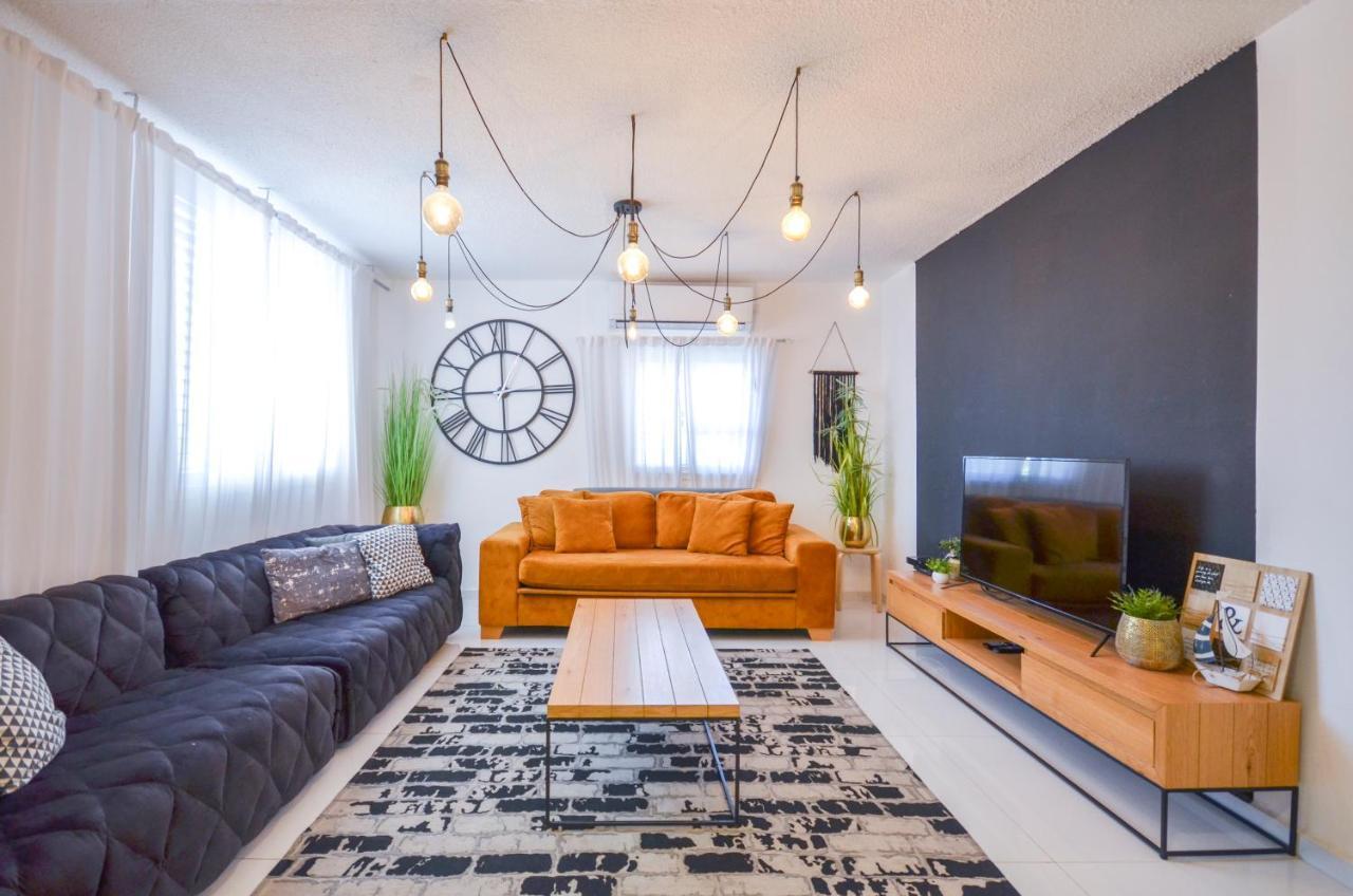 Yalarent Sunny 3Br Apt Eilat Buitenkant foto