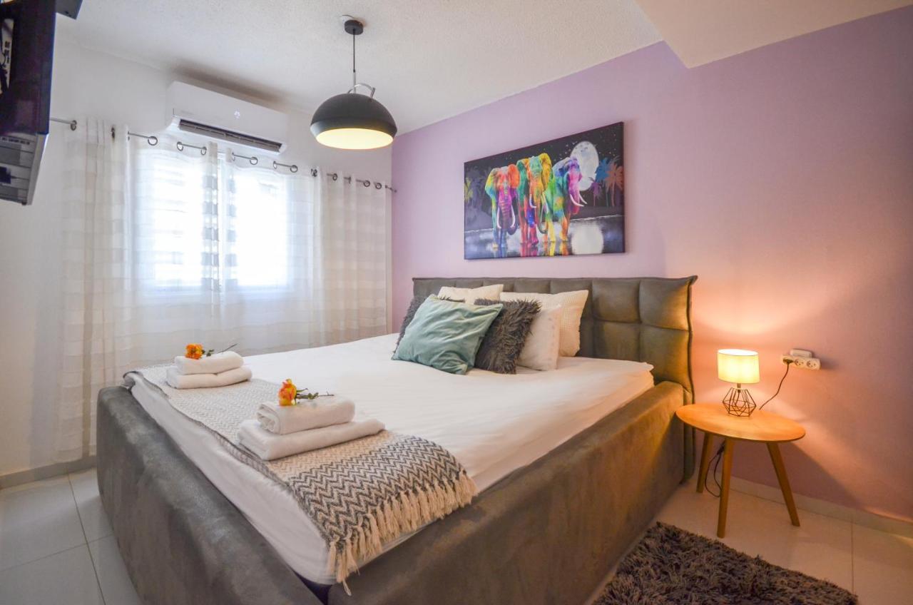 Yalarent Sunny 3Br Apt Eilat Buitenkant foto