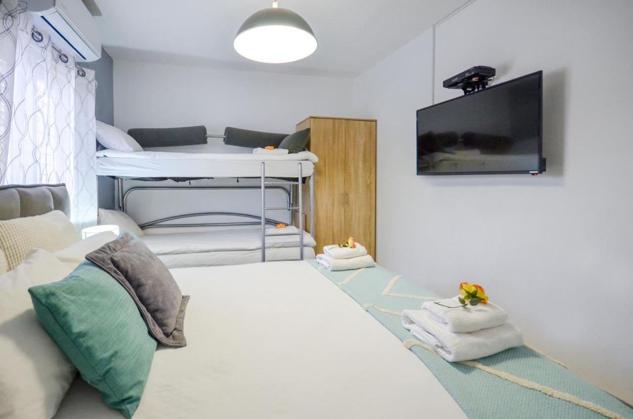 Yalarent Sunny 3Br Apt Eilat Buitenkant foto